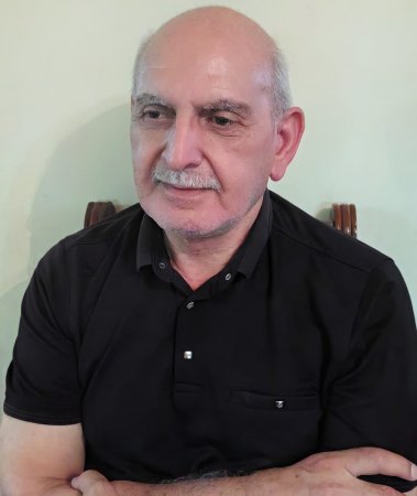 Əynində tabutu gəzir adamlar...  - Ədalət QARABULUDUN YENİ ŞEİRLƏRİ